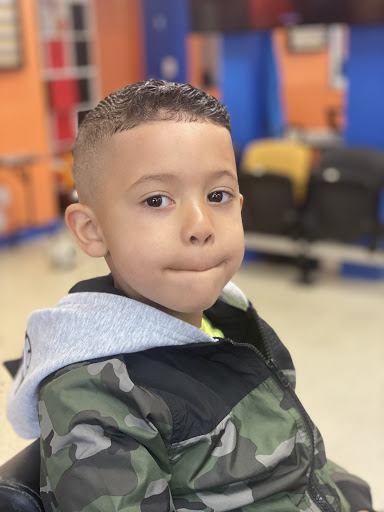 Barber Shop «Logan BarberShop», reviews and photos, 333 Sumner St, East Boston, MA 02128, USA