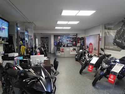 Yamaha best of bike saint laurent du var à Saint-Laurent-du-Var
