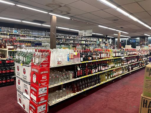Liquor Store «M&R Liquors», reviews and photos, 920 Queen St, Southington, CT 06489, USA