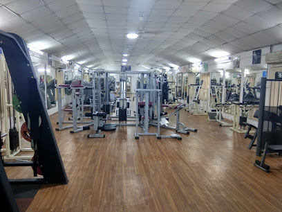 Health Club aka Gym - 75HX+HVF, Lalbaug, Manjalpur, Vadodara, Gujarat 390004, India