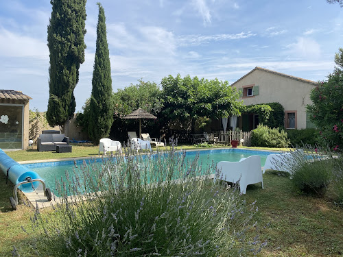 Gites les Petites Ferratières à Saint-Saturnin-lès-Avignon