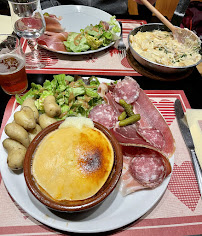Raclette du Restaurant Les fondues du Sancy à Besse-et-Saint-Anastaise - n°19