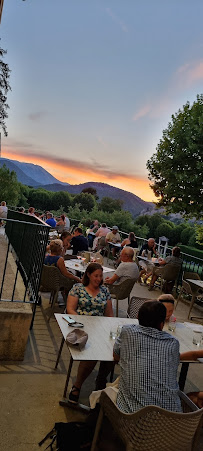 Atmosphère du Restaurant français L'O des Sources à Montbrun-les-Bains - n°7