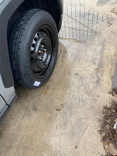 Auto Repair Shop «Wells Automotive Service», reviews and photos, 1317 N Wells St, Chicago, IL 60610, USA