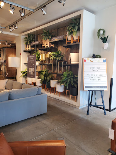 Furniture Store «west elm», reviews and photos, 400 W 47th St, Kansas City, MO 64112, USA
