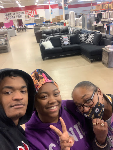 Furniture Store «American Freight Furniture and Mattress», reviews and photos, 1436 S Reynolds Rd, Maumee, OH 43537, USA