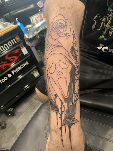 Tattoo Shop «Red Dragon Tattoo & Piercing», reviews and photos, 9242 Colerain Ave, Cincinnati, OH 45251, USA