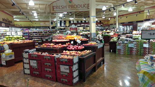 Grocery Store «Family Fresh Market», reviews and photos, 110 W 4th St, New Richmond, WI 54017, USA