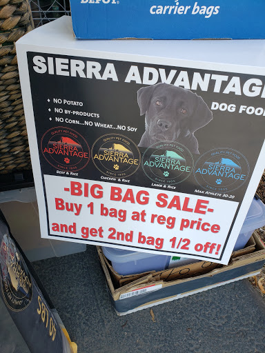 Pet Supply Store «Clackamas Feed & Pet Supply», reviews and photos, 15734 SE 130th Ave, Clackamas, OR 97015, USA