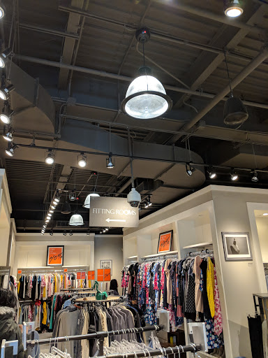 Clothing Store «Banana Republic Factory Store», reviews and photos, 422 86th St, Brooklyn, NY 11209, USA