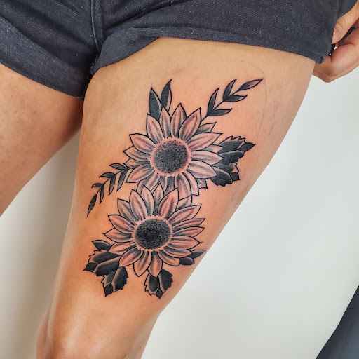 Find bestfriend soul sister tattoo ideas for your next unique tattoo in Kearney at Bread N Butter Tattoo