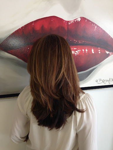 Beauty Salon «Voila! Studio Salon», reviews and photos, 11134 Old Saint Charles Rd, St Ann, MO 63074, USA