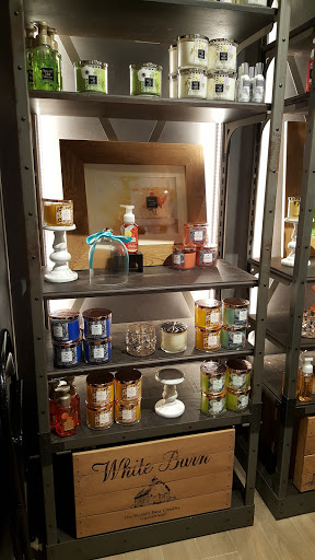 Beauty Supply Store «Bath & Body Works», reviews and photos, 275 Pavilion Pkwy, Fayetteville, GA 30214, USA