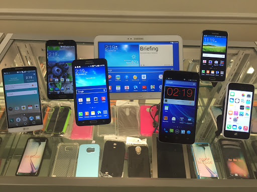 Cell Phone Store «Quick Fix Cellular Phone and Computer Repair», reviews and photos, 733 7th St W, Palmetto, FL 34221, USA