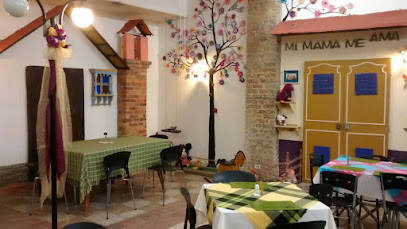 Peña Folclórica De Bogotá Calle 12 #6- 81 Candelaria Centro Historico, Bogotá, Cundinamarca, Colombia