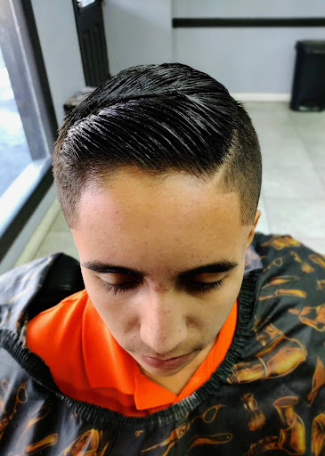 Barber Shop «Creative Styles Barber Shop», reviews and photos, 3384 Cypress Gardens Rd, Winter Haven, FL 33884, USA