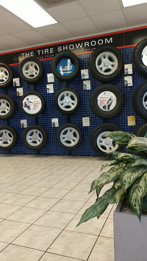 Tire Shop «Firestone Complete Auto Care», reviews and photos, 9000 Cleary Blvd, Plantation, FL 33324, USA