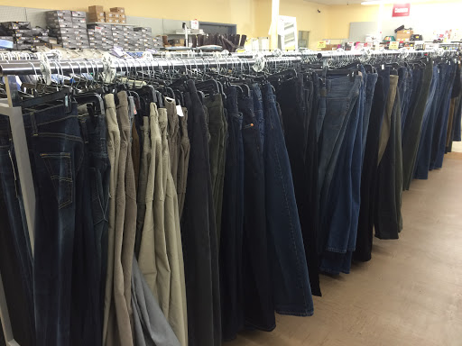 Outlet Store «Corvallis Outlet Store», reviews and photos, 934 NW Kings Blvd, Corvallis, OR 97330, USA