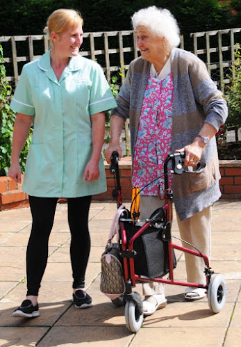 Reviews of The Cedars Home Care in London - Retirement home