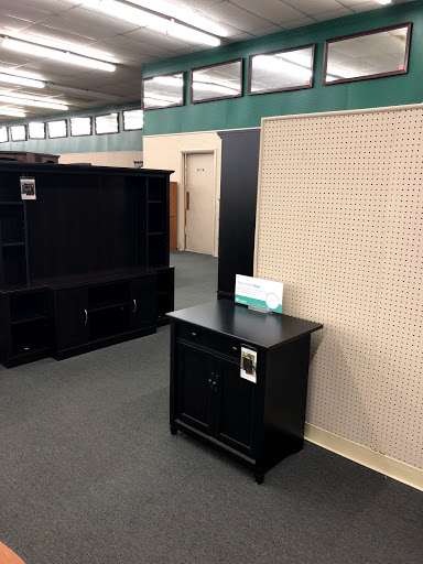 Furniture Store «Furniture Warehouse», reviews and photos, 502 W Thompson Ln, Nashville, TN 37211, USA