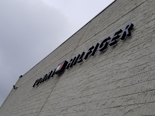 Clothing Store «Tommy Hilfiger Company Store», reviews and photos, 25 Enterprise Ave N, Secaucus, NJ 07094, USA