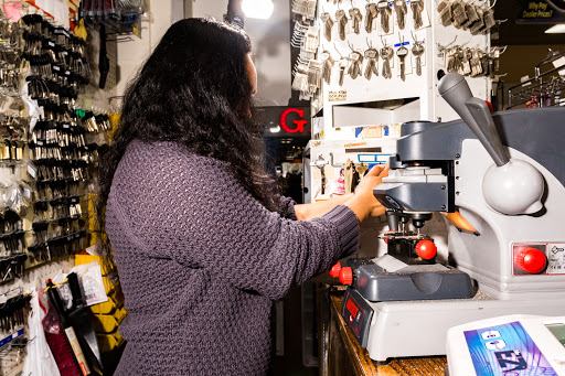 Hardware Store «Beltway Plaza Hardware», reviews and photos, 6214 Greenbelt Rd, Greenbelt, MD 20770, USA