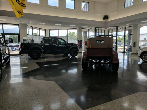 Ford Dealer «Boyer Ford Trucks», reviews and photos, 2425 Broadway St NE, Minneapolis, MN 55413, USA
