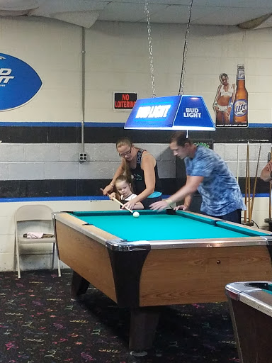 Bowling Alley «Gary Center Bowl», reviews and photos, 1118 N Market St, Paris, TN 38242, USA