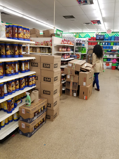 Dollar Store «Dollar Tree», reviews and photos, 21450 Jamaica Ave, Queens Village, NY 11428, USA