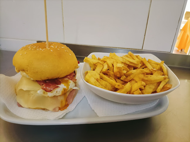 R. Diário dos Açores n 31, 9500-178 Ponta Delgada