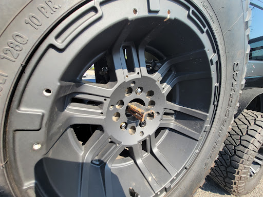 Car Stereo Store «Wired Electronics», reviews and photos, 601 E Edgar Rd, Linden, NJ 07036, USA