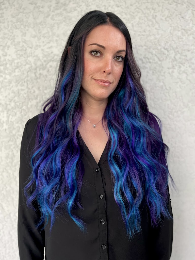 KLV Salon 33966