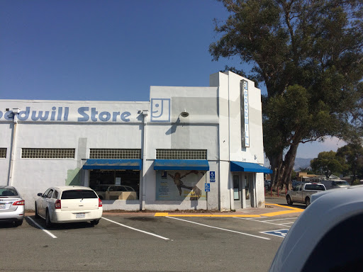 Non-Profit Organization «Goodwill», reviews and photos