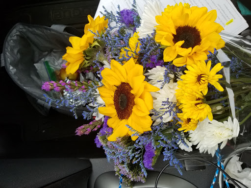 Florist «Country Flowers», reviews and photos, 909 N Walnut St, Milford, DE 19963, USA