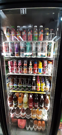 Kool & Kash Market, 15896 40th Ave, Clearlake, CA 95422, USA, 