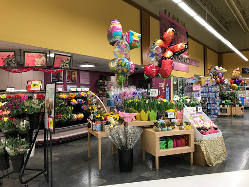 Grocery Store «Stop & Shop», reviews and photos, 141 Main St, Foxborough, MA 02035, USA