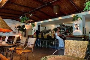 Masai Cafe y Copas image