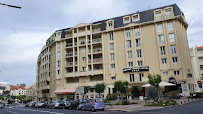 Extérieur du Restaurant Grand Tonic Hôtel & SPA Nuxe à Biarritz - n°17