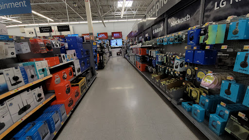 Discount Store «Walmart», reviews and photos, 40 Drury Dr, La Plata, MD 20646, USA