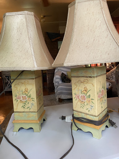 Consignment Shop «Patina Interiors», reviews and photos, 4001 Hwy 190 Service Rd, Covington, LA 70433, USA