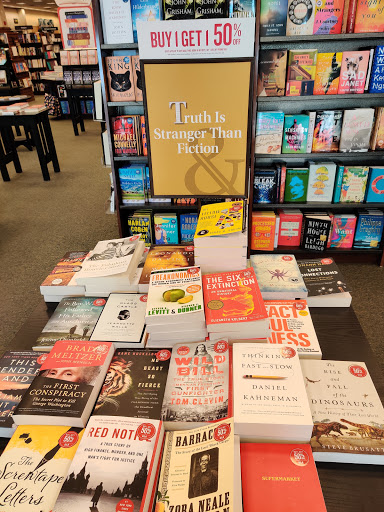 Book Store «Barnes & Noble», reviews and photos, 5601 Brodie Ln #300, Austin, TX 78745, USA