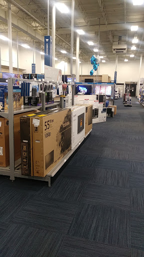 Electronics Store «Best Buy», reviews and photos, 1334 Winston Plaza, Melrose Park, IL 60160, USA