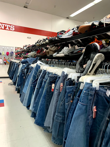 Thrift Store «Family Thrift Center», reviews and photos, 4705 Hwy 6 N, Houston, TX 77084, USA