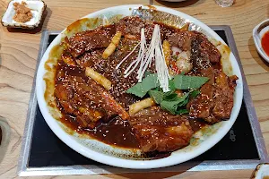통큰감자탕돼지국밥 image
