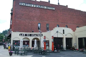 Lee Street Station Cafe image
