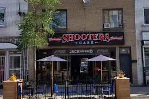 Shooters cafe image