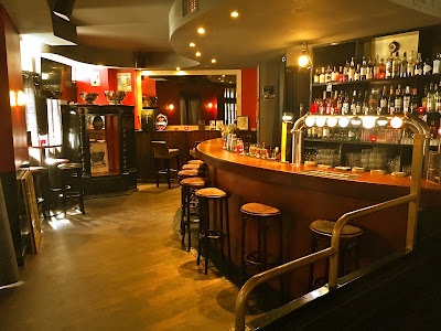 L'Initial - Pub français à Paris