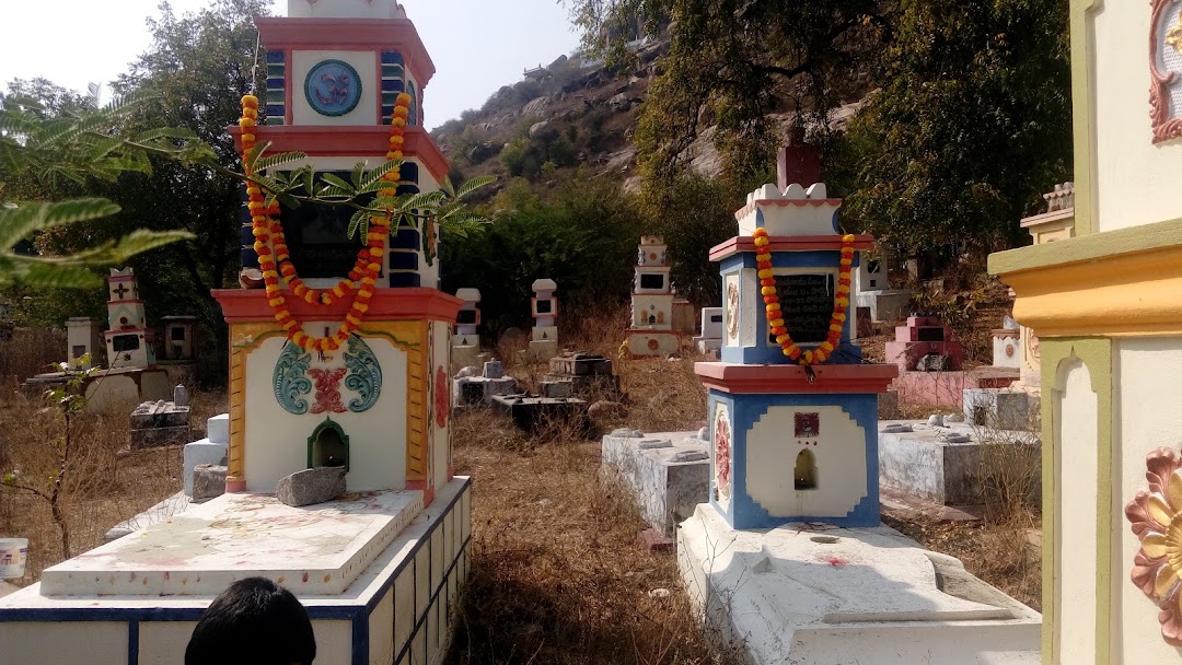 కాపిరాల గట్టమీద నీటి బావిలో నిధులు
