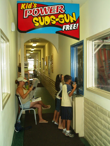 Car Wash «7 Flags Full Service Car Wash & Detail Center», reviews and photos, 108 Elmira Rd, Vacaville, CA 95687, USA