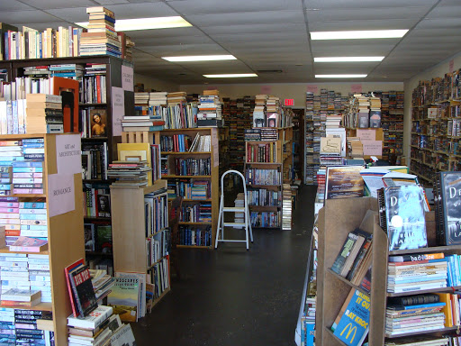 Book Store «Doralynn Books LLC», reviews and photos, 15020 Madeira Way, Madeira Beach, FL 33708, USA